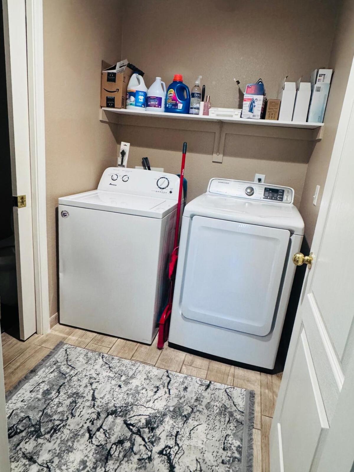 Great Amenities, Pool, Sauna Gym